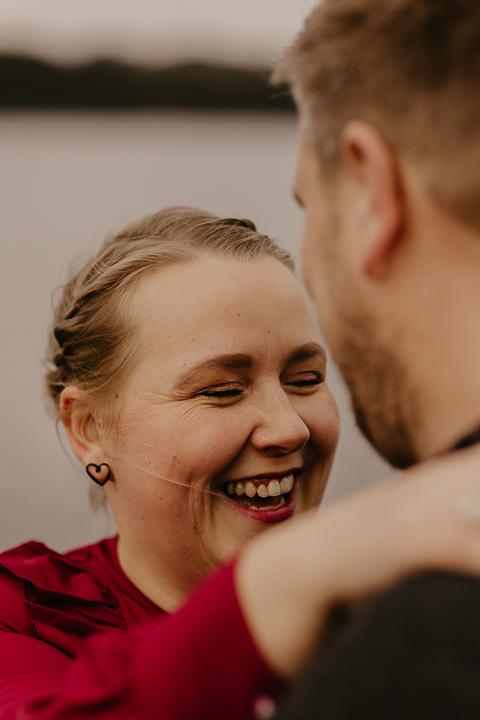 Fotograf-Neumuenster-NadjaChristophersen-Paarshooting-EinfelderSee